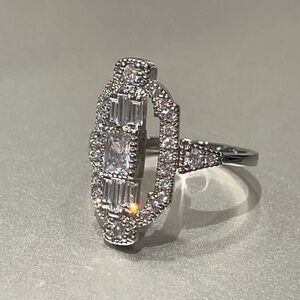 Elegant Silver Ring with Crystal Accents
